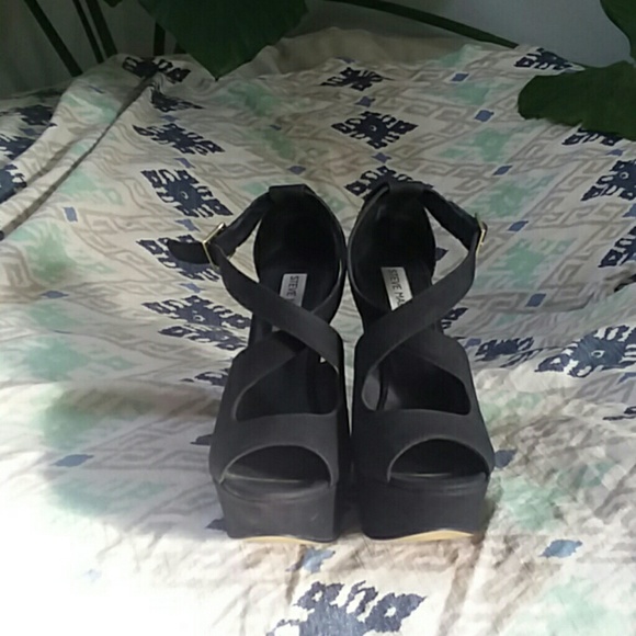 Steve Madden wedges 💋 - Picture 2 of 6